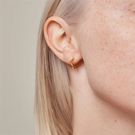 Holly große Ohrringe in vergoldete silber von Enamel Copenhagen
